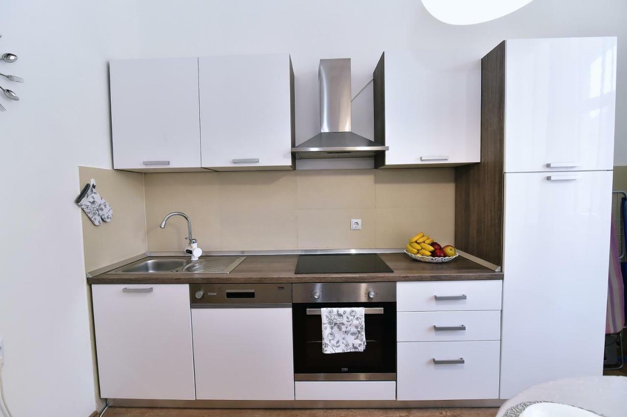 Appartement Donatella à Rijeka Extérieur photo