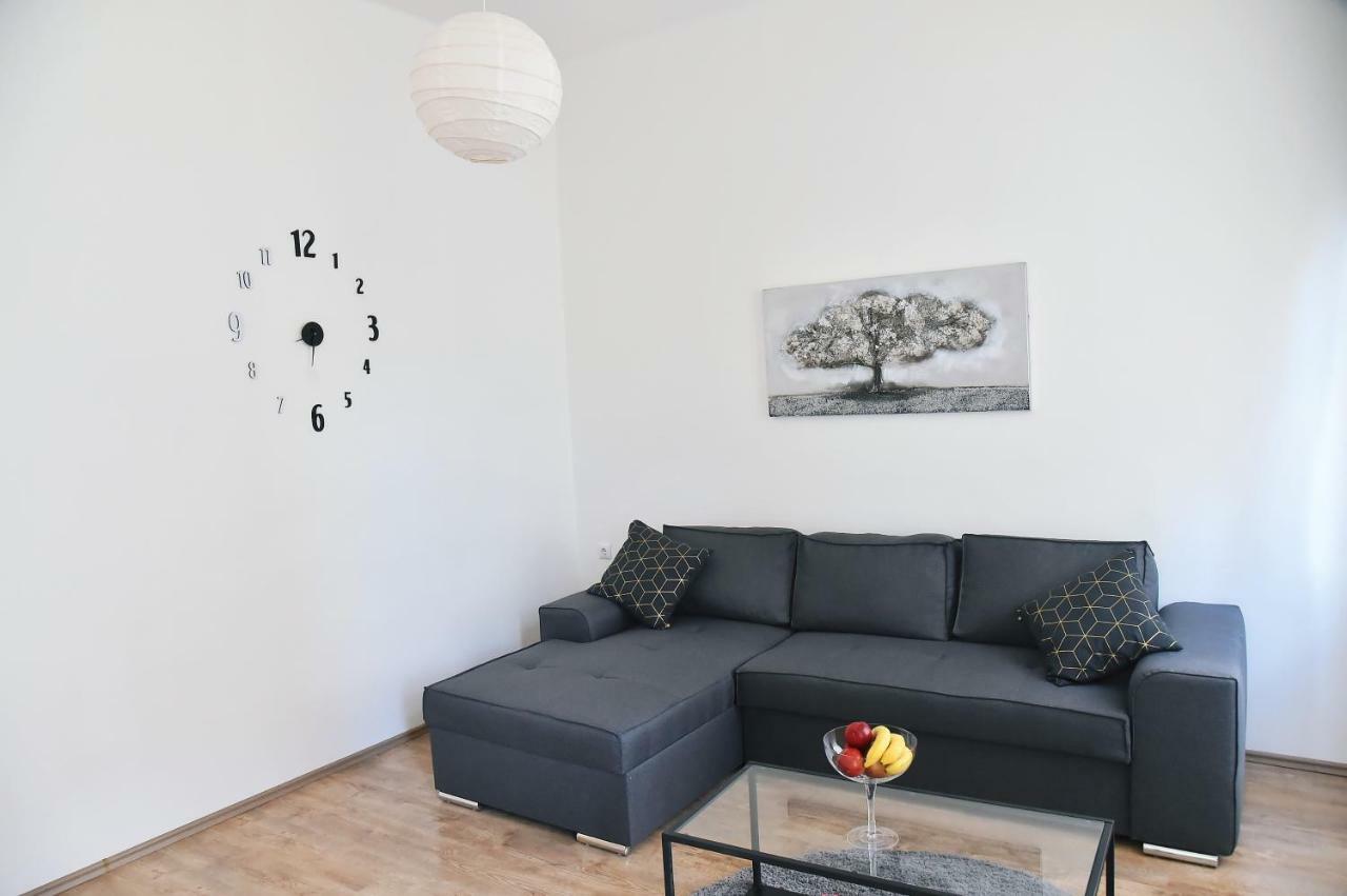 Appartement Donatella à Rijeka Extérieur photo