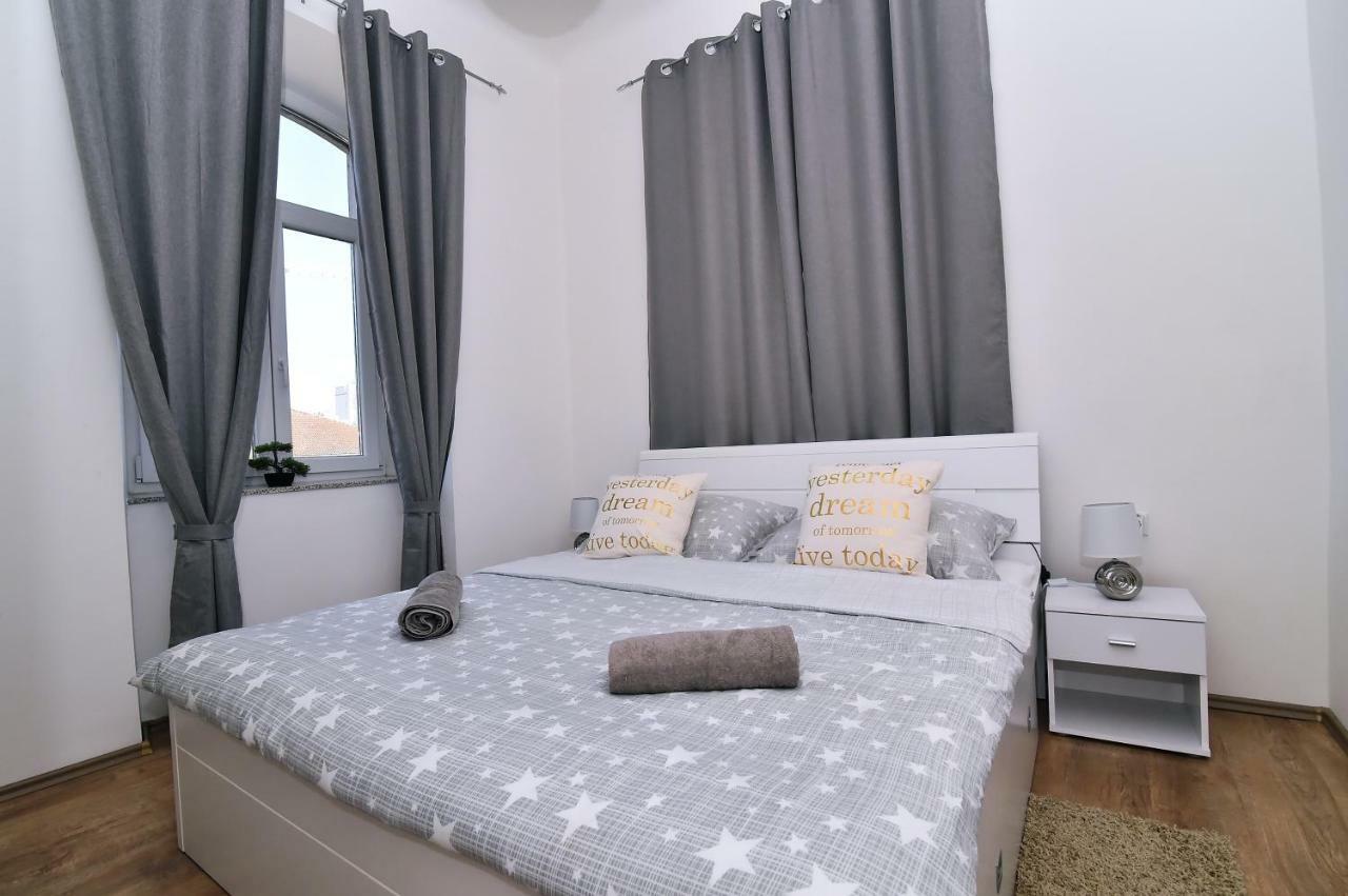 Appartement Donatella à Rijeka Extérieur photo