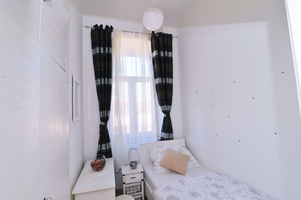 Appartement Donatella à Rijeka Extérieur photo